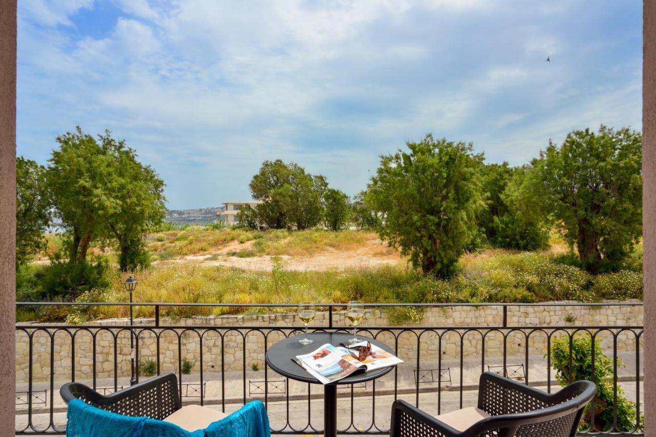 Dandelion Apartments Chania  Ngoại thất bức ảnh